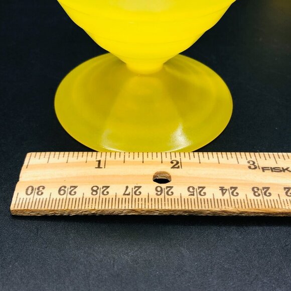 Art Deco Sherbet Custard Dessert Cup PAIR Vintage ARC FRANCE Lemon Yellow Glass - Picture 9 of 11
